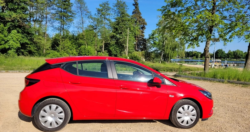 Opel Astra cena 51906 przebieg: 33000, rok produkcji 2019 z Blachownia małe 326